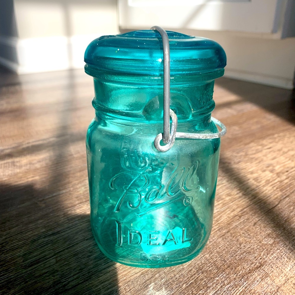 Ball Ideal Bicentennial Celebration 1976 antique blue glass canister.